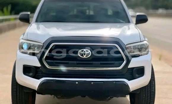 Acheter Occasion Voiture Toyota Tacoma Blanc à Luena, Moxico Acheter Occasion Voiture Toyota Tacoma Blanc à Luena, Moxico