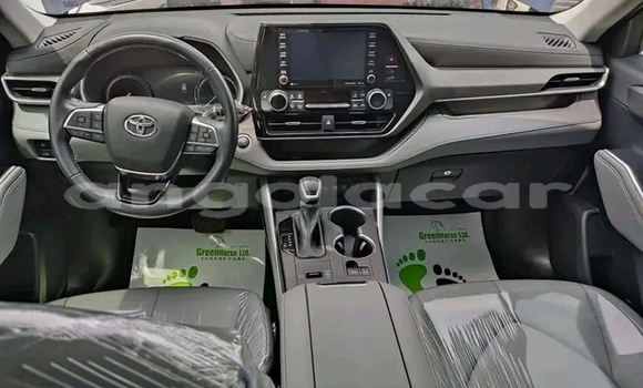 Buy Used Toyota Highlander Blue Car in Luanda in Luanda Province Buy Used Toyota Highlander Blue Car in Luanda in Luanda Province