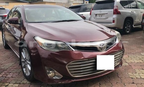 Acheter Occasion Voiture Toyota Avalon Rouge à Luanda, Province de Luanda Acheter Occasion Voiture Toyota Avalon Rouge à Luanda, Province de Luanda
