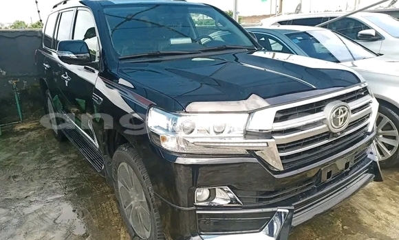 Buy Used Toyota Land Cruiser Black Car in Luanda in Luanda Province Buy Used Toyota Land Cruiser Black Car in Luanda in Luanda Province