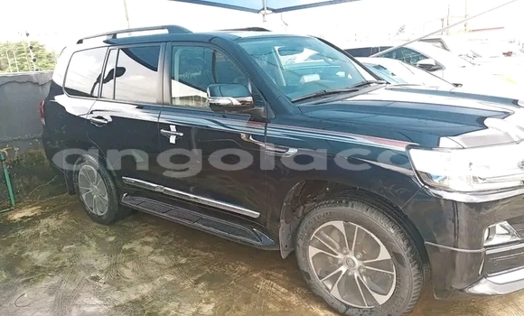 Buy Used Toyota Land Cruiser Black Car in Luanda in Luanda Province Buy Used Toyota Land Cruiser Black Car in Luanda in Luanda Province