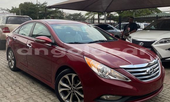 Buy Used Hyundai Sonata Red Car in Luanda in Luanda Province Buy Used Hyundai Sonata Red Car in Luanda in Luanda Province