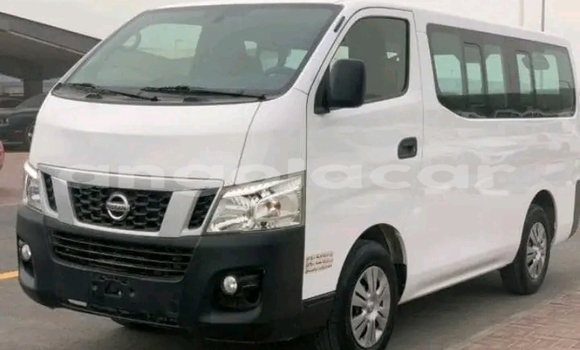Buy Used Nissan Urvan Other Car in Luanda in Luanda Province