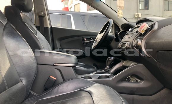 Buy Used Hyundai ix35 Black Car in Luanda in Luanda Province Buy Used Hyundai ix35 Black Car in Luanda in Luanda Province