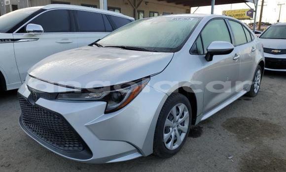 Comprar Usado Toyota Corolla Prata Carro em Luanda em Luanda Province