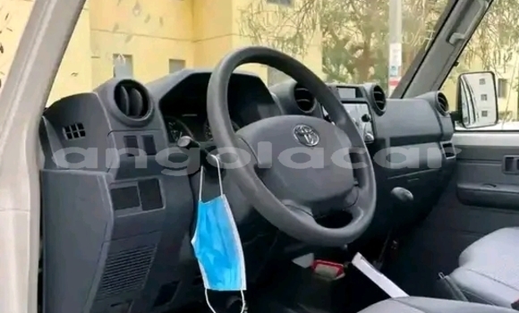 Comprar Usado Suzuki Alto Branco Carro em Luanda em Luanda Province Comprar Usado Suzuki Alto Branco Carro em Luanda em Luanda Province