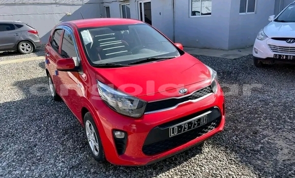 Acheter Occasion Voiture Kia Morning Rouge à Lobito, Benguela Acheter Occasion Voiture Kia Morning Rouge à Lobito, Benguela