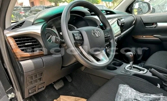 Acheter Occasion Voiture Toyota Hilux Noir à Luanda, Province de Luanda Acheter Occasion Voiture Toyota Hilux Noir à Luanda, Province de Luanda
