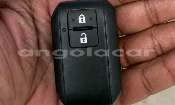 Buy Used Suzuki Swift Red Car in Luanda in Luanda Province Buy Used Suzuki Swift Red Car in Luanda in Luanda Province