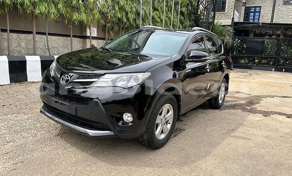 Comprar Usado Toyota RAV4 Preto Carro em Luanda em Luanda Province Comprar Usado Toyota RAV4 Preto Carro em Luanda em Luanda Province