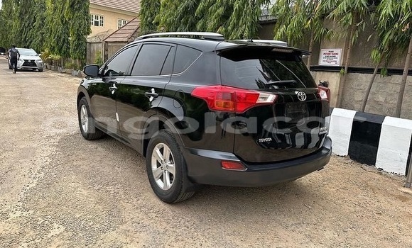 Acheter Occasion Voiture Toyota RAV4 Noir à Luanda, Province de Luanda Acheter Occasion Voiture Toyota RAV4 Noir à Luanda, Province de Luanda