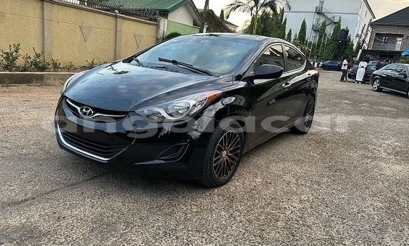 Acheter Occasion Voiture Hyundai Elantra Noir à Luanda, Province de Luanda