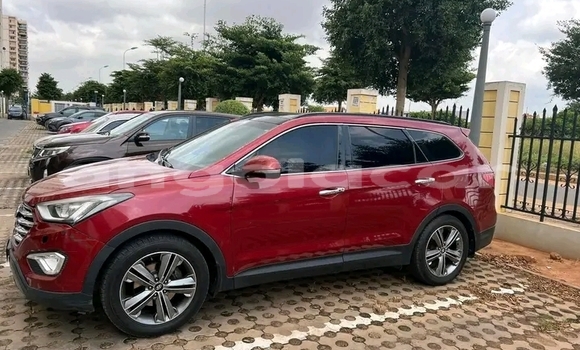 Buy Used Hyundai Santa Fe Red Car in Luanda in Luanda Province Buy Used Hyundai Santa Fe Red Car in Luanda in Luanda Province