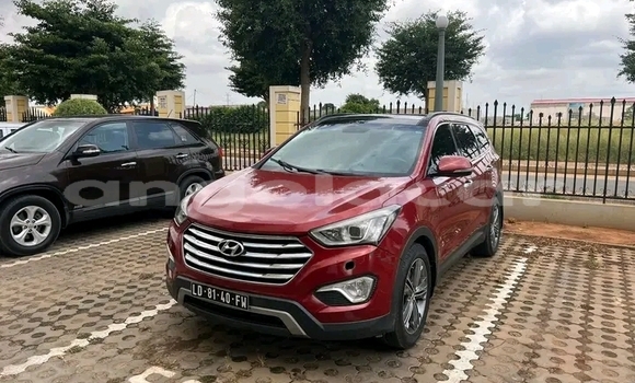 Buy Used Hyundai Santa Fe Red Car in Luanda in Luanda Province Buy Used Hyundai Santa Fe Red Car in Luanda in Luanda Province