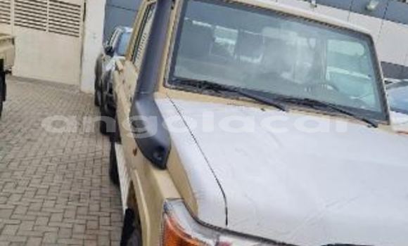 Buy Used Toyota Land Cruiser Other Car in Luanda in Luanda Province Buy Used Toyota Land Cruiser Other Car in Luanda in Luanda Province