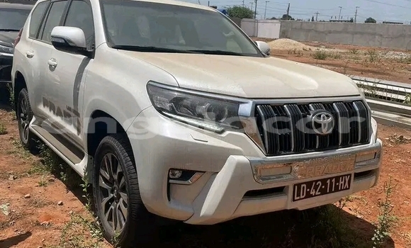 Comprar Usado Toyota Land Cruiser Prado Branco Carro em Lobito em Benguela Comprar Usado Toyota Land Cruiser Prado Branco Carro em Lobito em Benguela