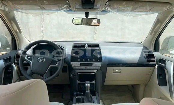 Buy Used Toyota Land Cruiser Prado White Car in Lobito in Benguela Buy Used Toyota Land Cruiser Prado White Car in Lobito in Benguela