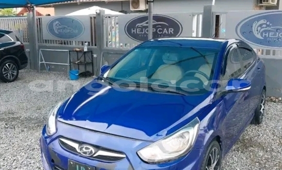 Buy Used Hyundai Accent Blue Car in Luanda in Luanda Province Buy Used Hyundai Accent Blue Car in Luanda in Luanda Province