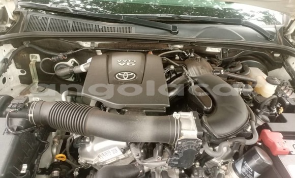 Comprar Usado Toyota Fortuner Branco Carro em Luanda em Luanda Province Comprar Usado Toyota Fortuner Branco Carro em Luanda em Luanda Province