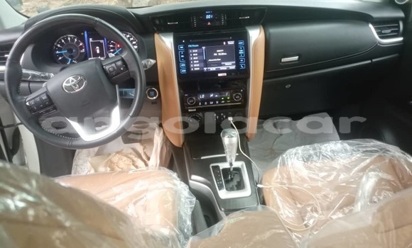 Comprar Usado Toyota Fortuner Branco Carro em Luanda em Luanda Province Comprar Usado Toyota Fortuner Branco Carro em Luanda em Luanda Province