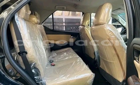 Acheter Occasion Voiture Toyota Fortuner Noir à Luanda, Province de Luanda Acheter Occasion Voiture Toyota Fortuner Noir à Luanda, Province de Luanda