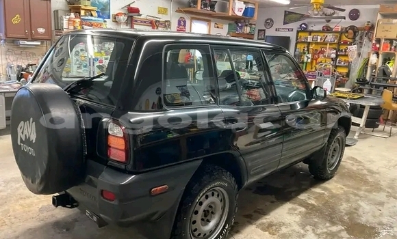 Comprar Usado Toyota RAV4 Outro Carro em Luanda em Luanda Province Comprar Usado Toyota RAV4 Outro Carro em Luanda em Luanda Province