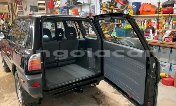 Comprar Usado Toyota RAV4 Outro Carro em Luanda em Luanda Province Comprar Usado Toyota RAV4 Outro Carro em Luanda em Luanda Province