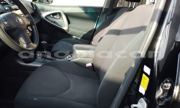 Acheter Occasion Voiture Toyota RAV4 Noir à Luanda, Province de Luanda Acheter Occasion Voiture Toyota RAV4 Noir à Luanda, Province de Luanda