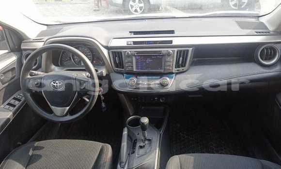 Buy Used Toyota RAV4 Red Car in Luanda in Luanda Province Buy Used Toyota RAV4 Red Car in Luanda in Luanda Province