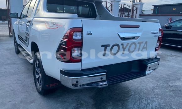 Buy Used Toyota Hilux White Car in Luanda in Luanda Province Buy Used Toyota Hilux White Car in Luanda in Luanda Province