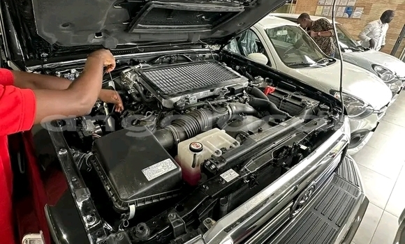 Comprar Usado Toyota Land Cruiser Preto Carro em Luanda em Luanda Province Comprar Usado Toyota Land Cruiser Preto Carro em Luanda em Luanda Province