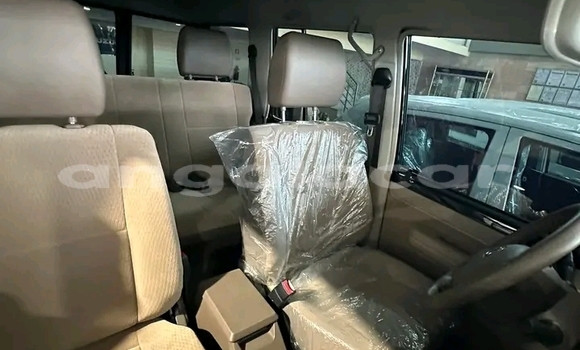 Comprar Usado Toyota Land Cruiser Preto Carro em Luanda em Luanda Province Comprar Usado Toyota Land Cruiser Preto Carro em Luanda em Luanda Province