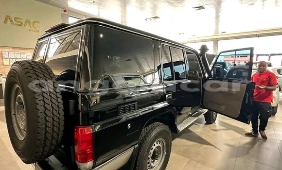 Comprar Usado Toyota Land Cruiser Preto Carro em Luanda em Luanda Province Comprar Usado Toyota Land Cruiser Preto Carro em Luanda em Luanda Province