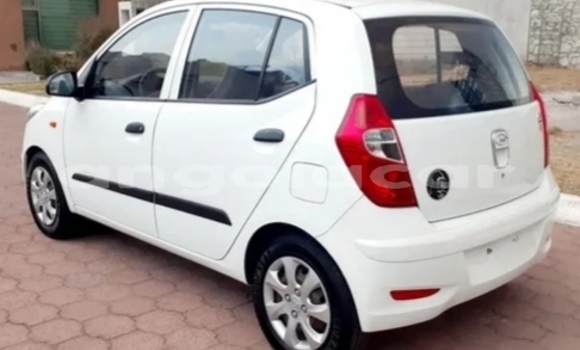 Acheter Occasion Voiture Hyundai i10 Blanc à Luanda, Province de Luanda Acheter Occasion Voiture Hyundai i10 Blanc à Luanda, Province de Luanda