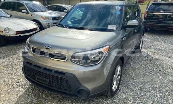 Buy Used Kia Soul Green Car in Luanda in Luanda Province Buy Used Kia Soul Green Car in Luanda in Luanda Province