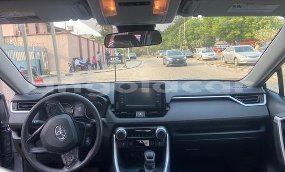 Comprar Usado Toyota RAV4 Prata Carro em Luanda em Luanda Province Comprar Usado Toyota RAV4 Prata Carro em Luanda em Luanda Province