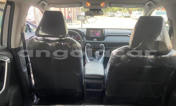 Comprar Usado Toyota RAV4 Prata Carro em Luanda em Luanda Province Comprar Usado Toyota RAV4 Prata Carro em Luanda em Luanda Province