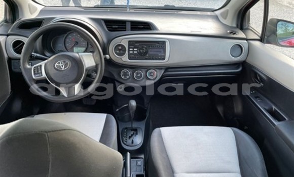 Comprar Usado Toyota Yaris Vermelho Carro em Luanda em Luanda Province Comprar Usado Toyota Yaris Vermelho Carro em Luanda em Luanda Province