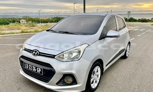 Buy Used Hyundai i10 Silver Car in Luanda in Luanda Province Buy Used Hyundai i10 Silver Car in Luanda in Luanda Province