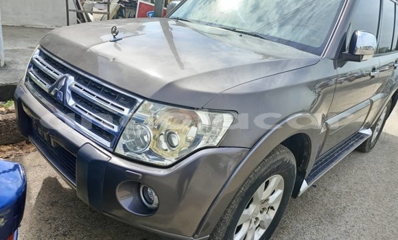 Acheter Occasion Voiture Mitsubishi Pajero Gris à Luanda, Province de Luanda