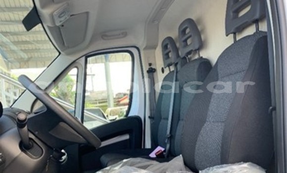 Acheter Occasion Voiture Fiat Duna Blanc à Luanda, Province de Luanda Acheter Occasion Voiture Fiat Duna Blanc à Luanda, Province de Luanda