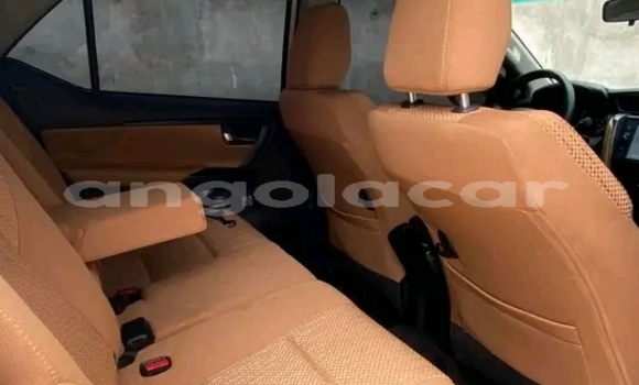 Comprar Usado Toyota Fortuner Branco Carro em Luanda em Luanda Province Comprar Usado Toyota Fortuner Branco Carro em Luanda em Luanda Province