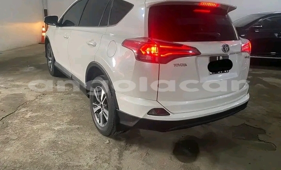 Buy Used Toyota RAV4 White Car in Luanda in Luanda Province Buy Used Toyota RAV4 White Car in Luanda in Luanda Province