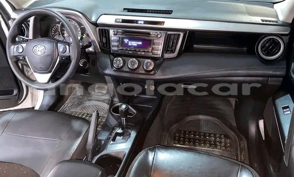 Buy Used Toyota RAV4 White Car in Luanda in Luanda Province Buy Used Toyota RAV4 White Car in Luanda in Luanda Province