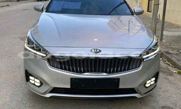 Acheter Occasion Voiture Kia K7 Gris à Luanda, Province de Luanda Acheter Occasion Voiture Kia K7 Gris à Luanda, Province de Luanda