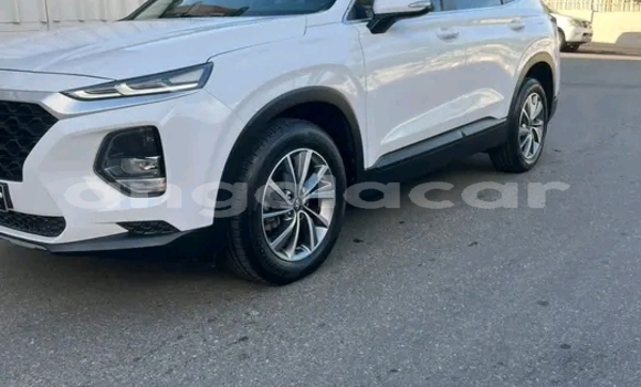 Acheter Occasion Voiture Hyundai Santa Fe Blanc à Luanda, Province de Luanda Acheter Occasion Voiture Hyundai Santa Fe Blanc à Luanda, Province de Luanda