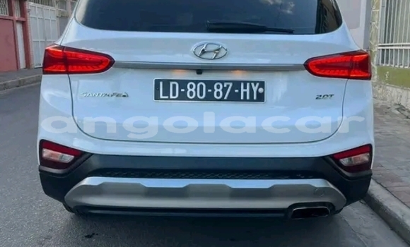 Acheter Occasion Voiture Hyundai Santa Fe Blanc à Luanda, Province de Luanda Acheter Occasion Voiture Hyundai Santa Fe Blanc à Luanda, Province de Luanda