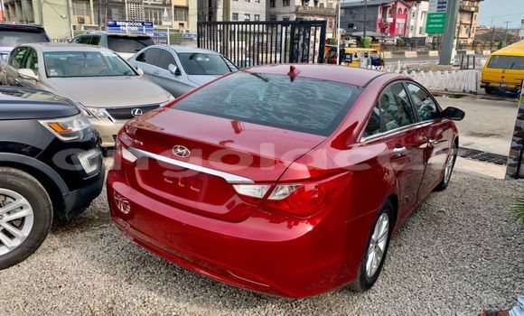 Acheter Occasion Voiture Hyundai Sonata Rouge à Luanda, Province de Luanda Acheter Occasion Voiture Hyundai Sonata Rouge à Luanda, Province de Luanda