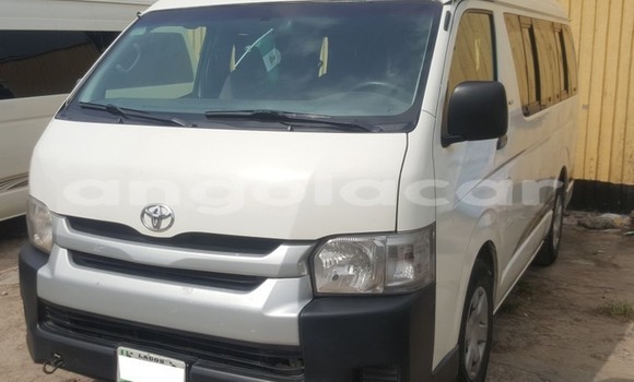 Comprar Usado Toyota Hiace Branco Carro em Luanda em Luanda Province Comprar Usado Toyota Hiace Branco Carro em Luanda em Luanda Province