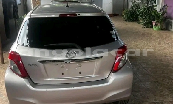Comprar Usado Toyota Yaris Prata Carro em Luanda em Luanda Province Comprar Usado Toyota Yaris Prata Carro em Luanda em Luanda Province